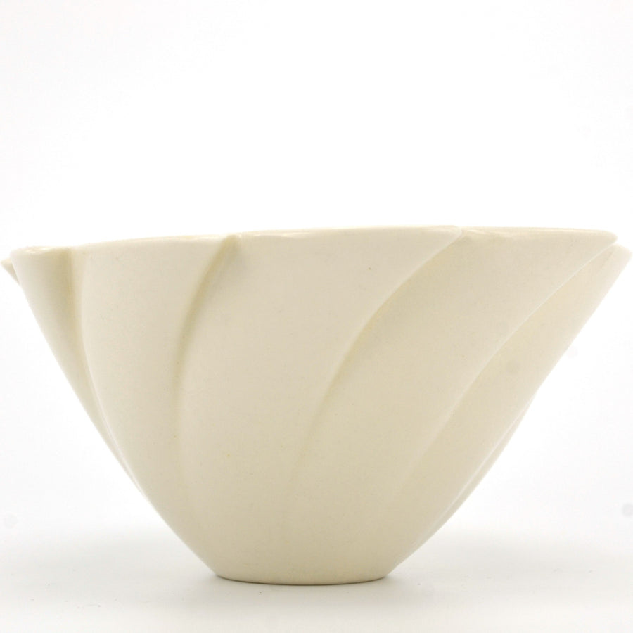 Porcelain bowl "Sunspiral" by Brett Smout