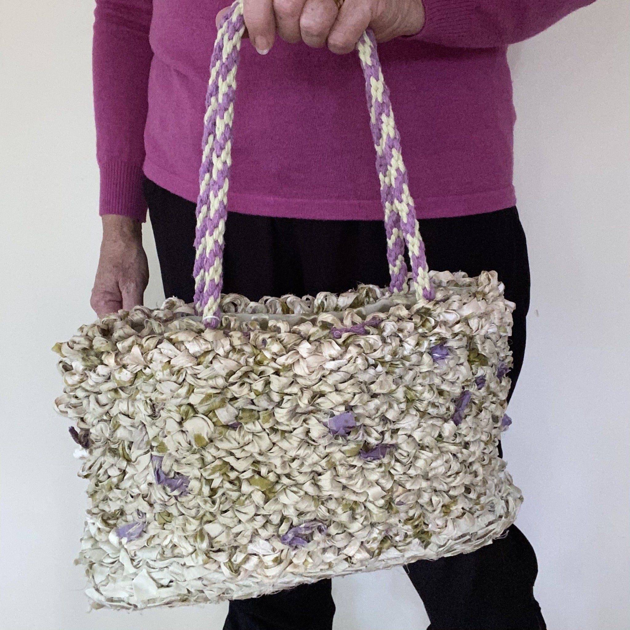Handbag handwoven by Joy Dodd